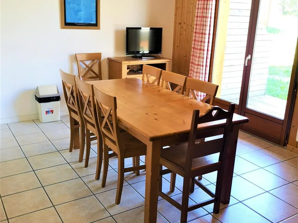 Chalet Mitoyen 3 Pieces 7 Pers. Avec Piscine Et Sauna - Residence Les Flocons Du Soleil - Fr-1-504-78 Le Devoluy