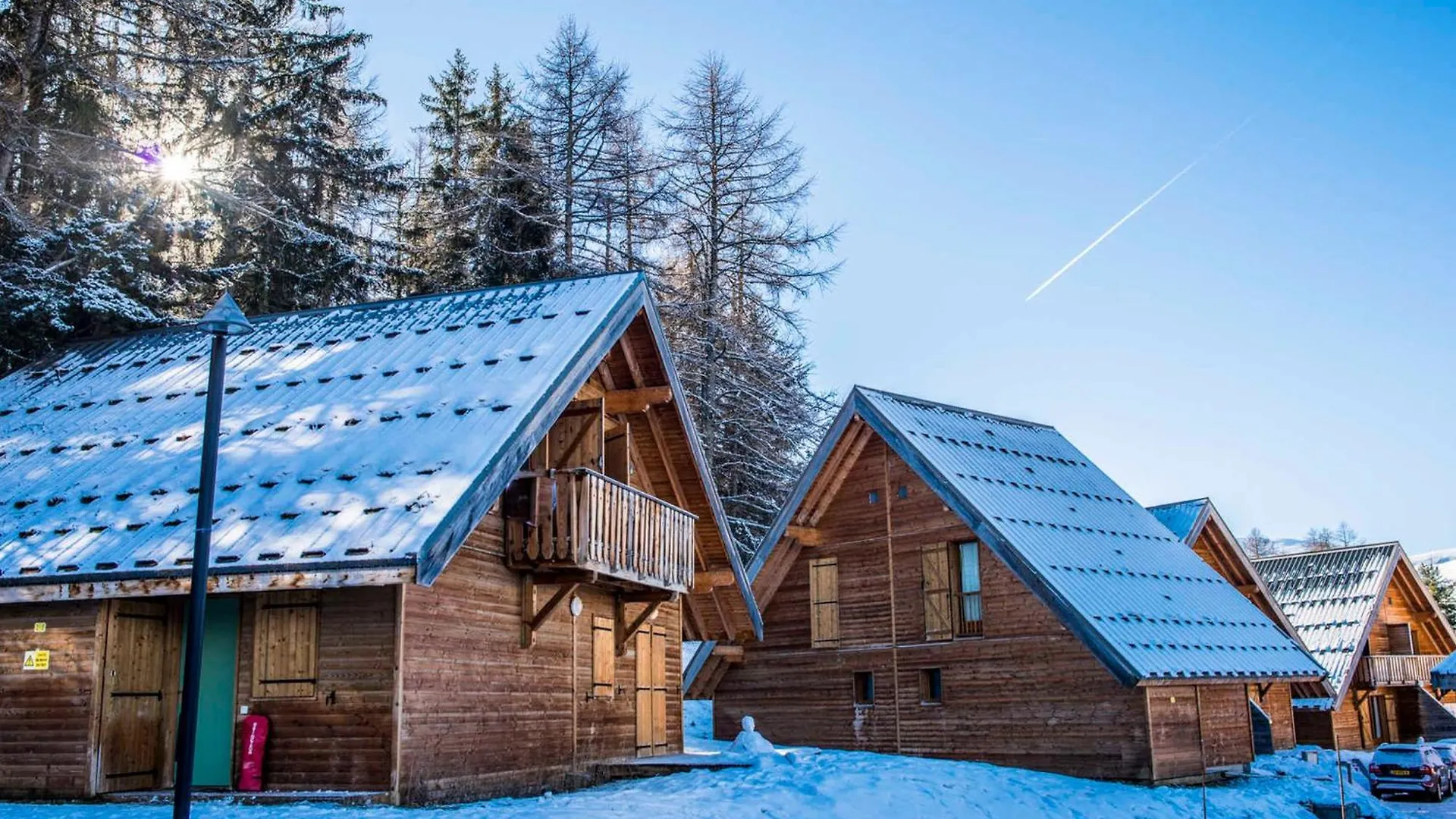 Chalet Mitoyen 3 Pieces 7 Pers. Avec Piscine Et Sauna - Residence Les Flocons Du Soleil - Fr-1-504-78 Le Devoluy